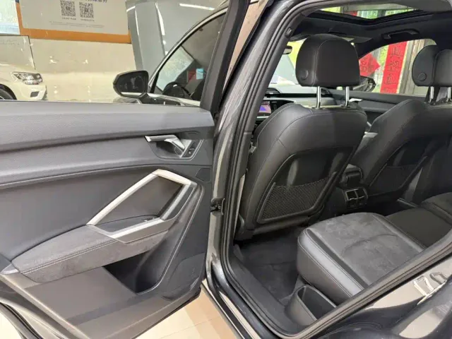 Audi Q3 — Фото автомобиля 17