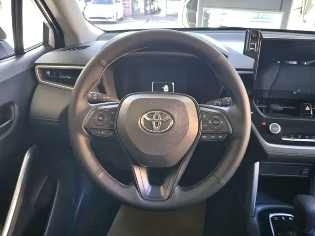 Toyota Corolla Cross — Фото автомобиля 10