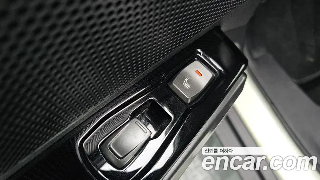 KG_Mobility_Ssangyong TIBOLI Very New Tivoli Бензин 1.5 2WD — Фото автомобиля 20