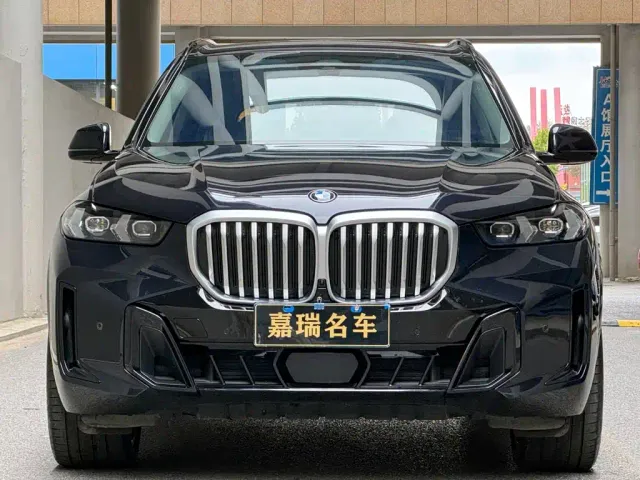 BMW X5 — Фото автомобиля 2