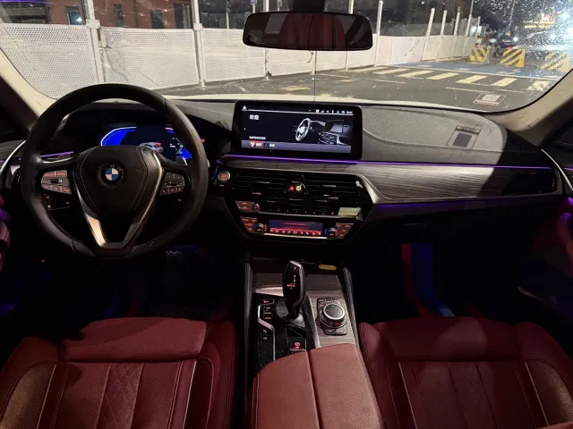 BMW 5 Series — Фото автомобиля 6