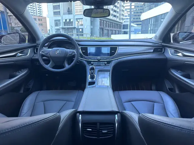 Buick LaCrosse — Фото автомобиля 8