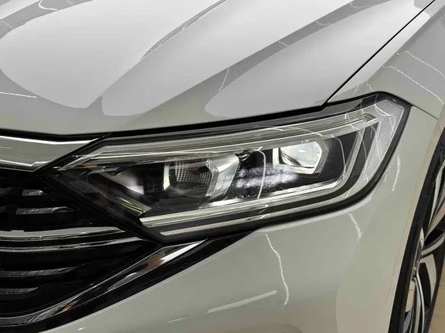 Volkswagen Sagitar — Фото автомобиля 15