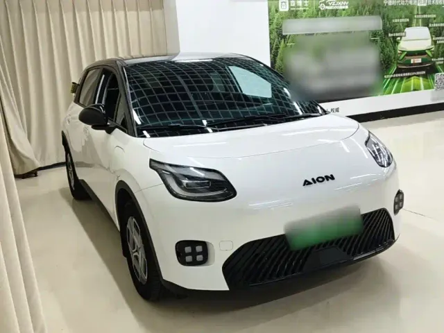 GAC Aion UT — Фото автомобиля 3