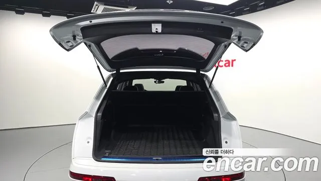 Audi Q7 55 TFSI quattro Premium — Фото автомобиля 20