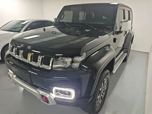 Фотография автомобиля — BAIC BJ40