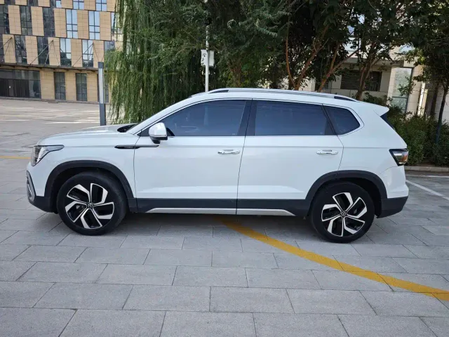 Volkswagen Tharu — Фото автомобиля 5