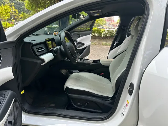 BYD Seal 06 — Фото автомобиля 10