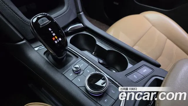 Cadillac XT5 — Фото автомобиля 12
