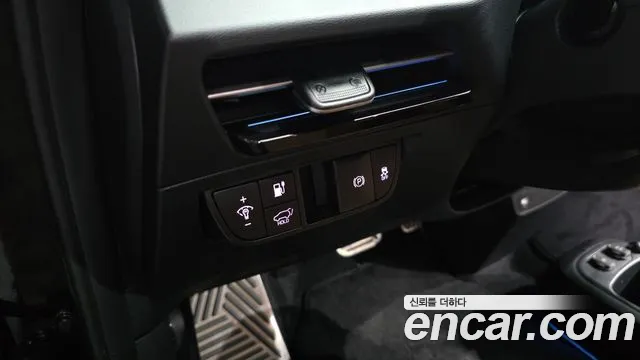 Kia EV6 — Фото автомобиля 27