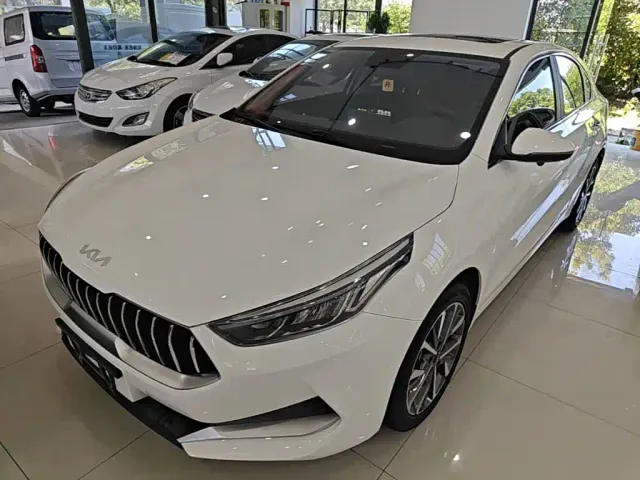 Фотография автомобиля — Kia K3