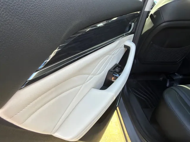 Geely Xingyue L — Фото автомобиля 8