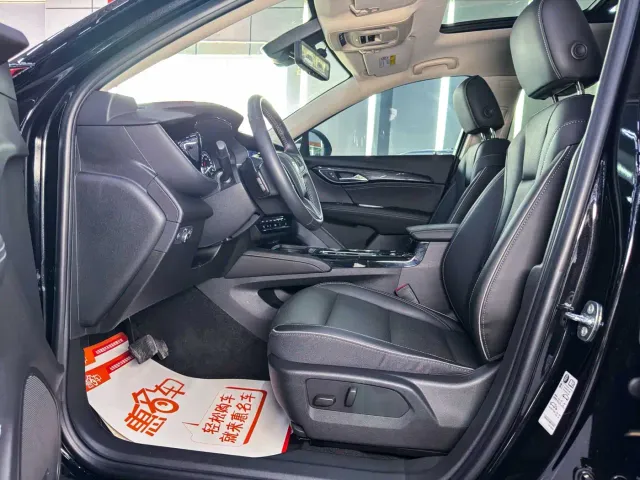 Buick Envision Plus — Фото автомобиля 5