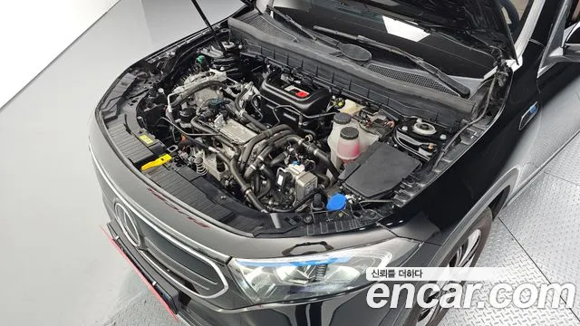 Mercedes-Benz EQB — Фото автомобиля 6