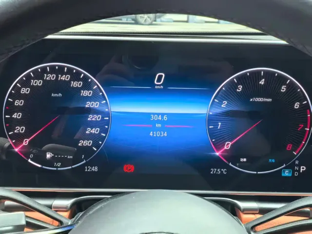 Mercedes-Benz S-Class — Фото автомобиля 11