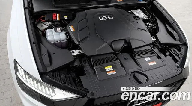 Audi Q8 55 TFSI quattro Premium — Фото автомобиля 6
