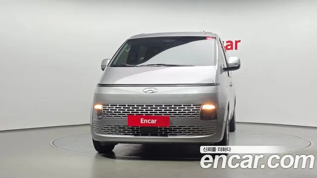 Hyundai Staria — Фото автомобиля 3