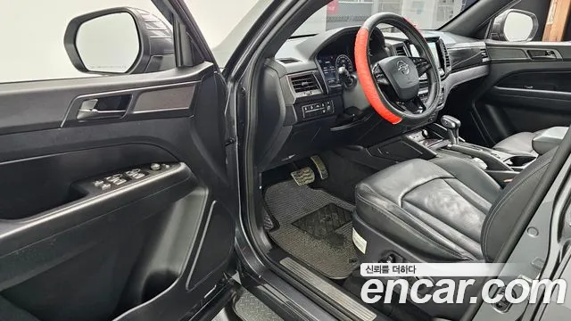 KG_Mobility_Ssangyong Rexton Новый Rexton Sport Khan Дизель 2.2 4WD — Фото автомобиля 10