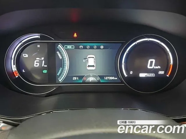 Kia Niro — Фото автомобиля 6