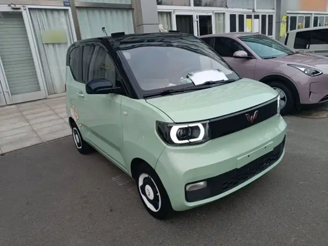Wuling Hongguang Mini EV — Фото автомобиля 3