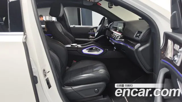 Mercedes-Benz GLE-Class — Фото автомобиля 11