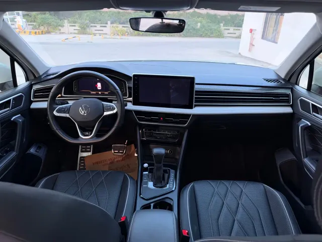 Volkswagen Tiguan L — Фото автомобиля 6