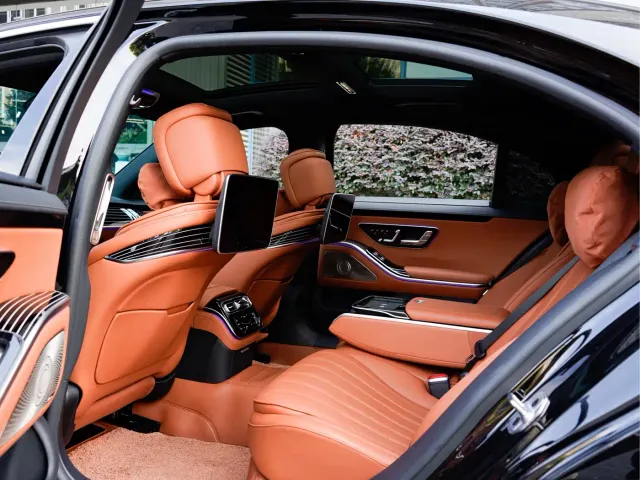 Mercedes-Benz S-Class — Фото автомобиля 12