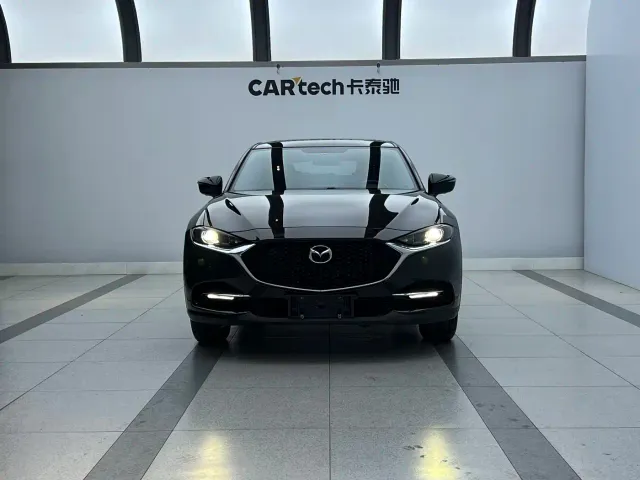 Mazda CX-4 — Фото автомобиля 2