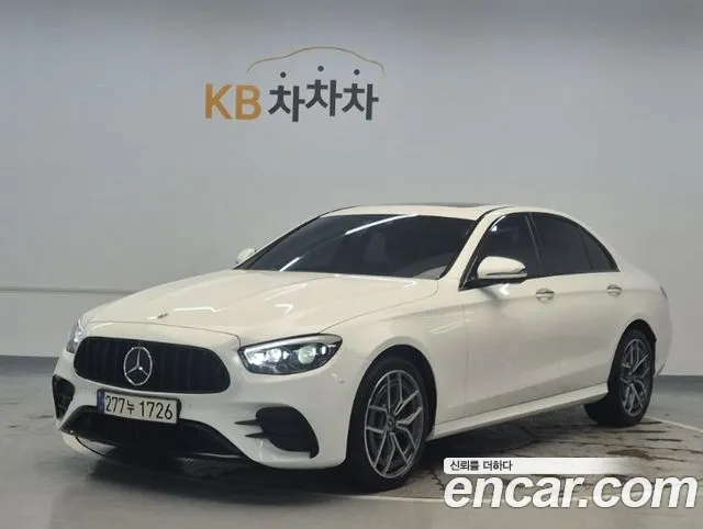 Фотография автомобиля — Mercedes-Benz E-Class