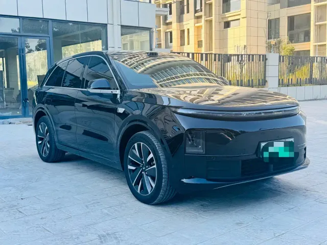 Li Auto L6 — Фото автомобиля 3