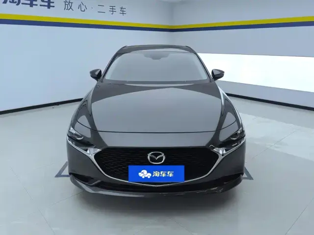 Mazda Axela — Фото автомобиля 2