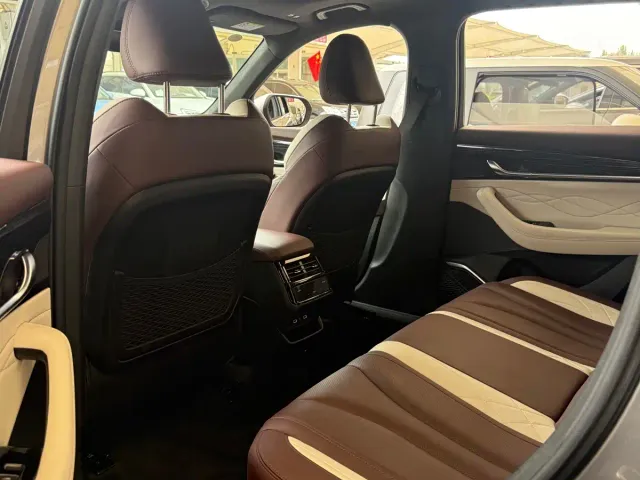 Geely Xingyue L — Фото автомобиля 6