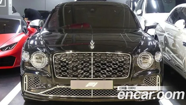 Bentley Flying Spur — Фото автомобиля 3