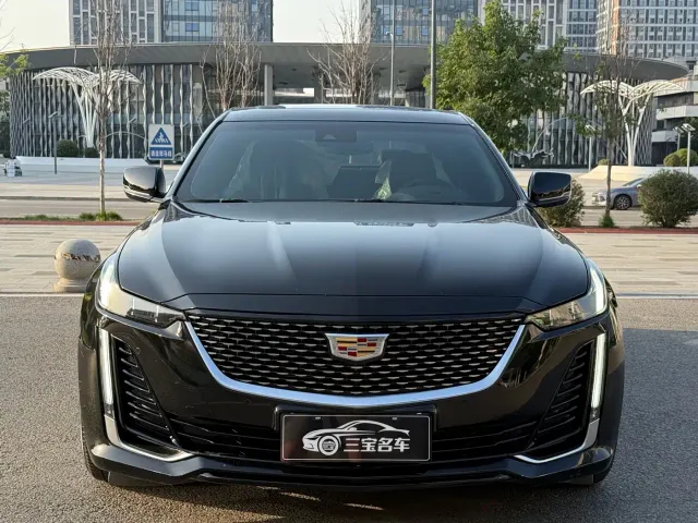 Cadillac CT5 — Фото автомобиля 3