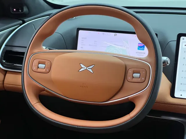 Xpeng G9 — Фото автомобиля 14