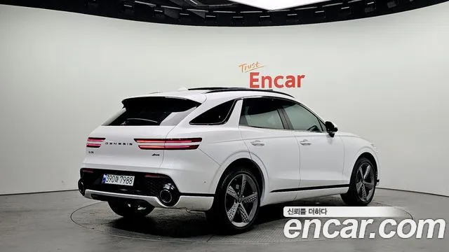 Genesis GV70 — Фото автомобиля 2