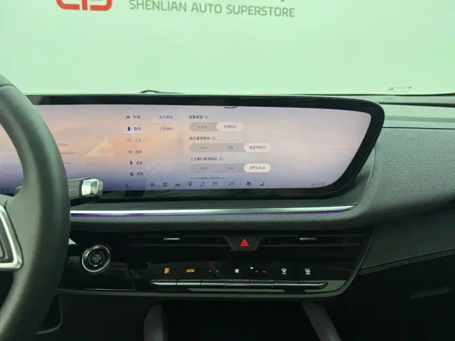 Buick Envision Plus — Фото автомобиля 12