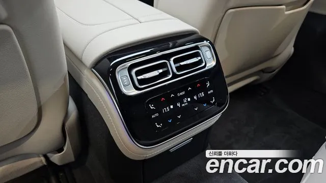 Mercedes-Benz S-Class S-класс W223 — Фото автомобиля 28