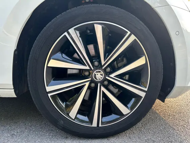 Skoda Superb — Фото автомобиля 26