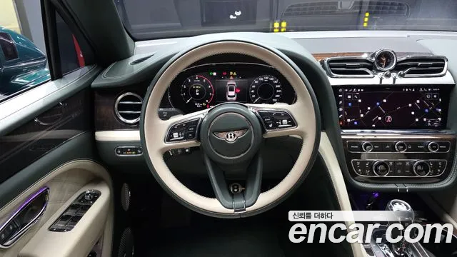 Bentley Bentayga Bentayga 4.0 V8 EWB First Edition — Фото автомобиля 13