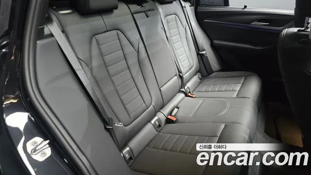 BMW X3 xDrive 20i M Sport — Фото автомобиля 10