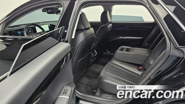 Hyundai Grandeur GN7 — Фото автомобиля 11