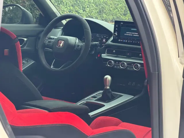 Honda Civic — Фото автомобиля 17