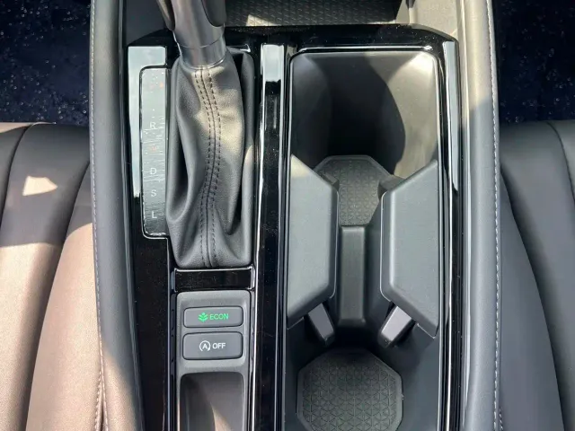 Honda Accord — Фото автомобиля 10