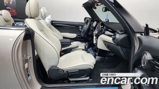 Mini Cooper Convertible — Фото автомобиля 8