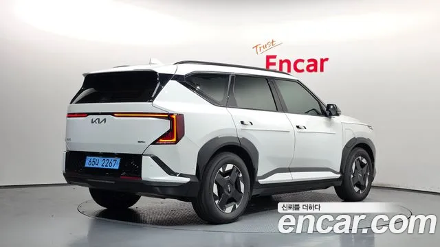 Kia EV5 — Фото автомобиля 2