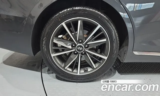 Hyundai Grandeur New — Фото автомобиля 5