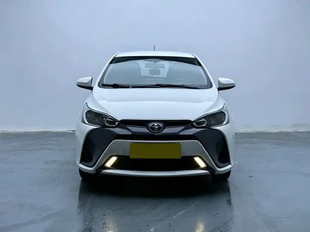 Toyota YARiS L Zhi Xuan — Фото автомобиля 2
