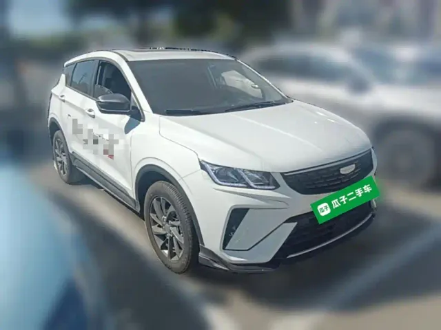 Geely Binyue — Фото автомобиля 5