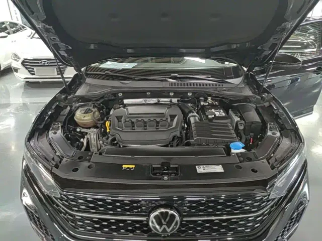 Volkswagen Passat — Фото автомобиля 19
